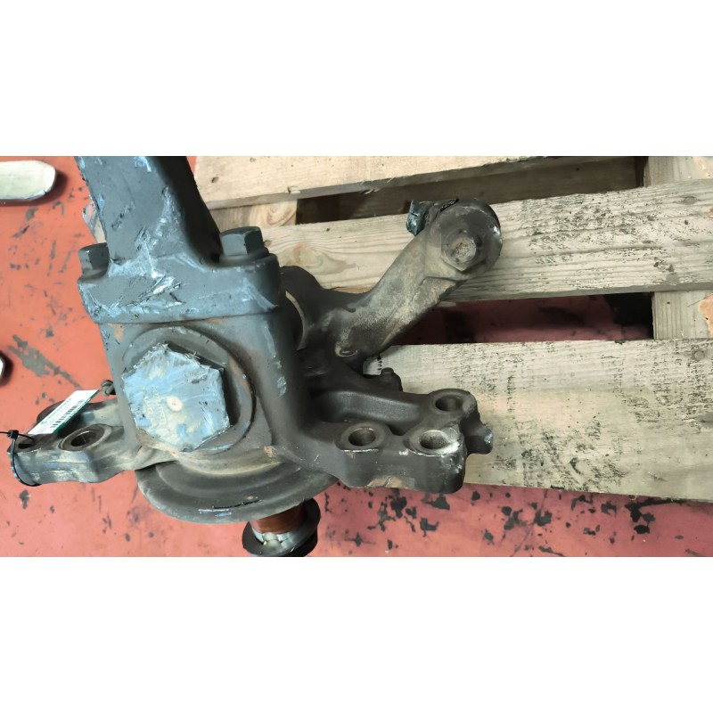 Recambio de mangueta delantera izquierda para renault serie t 12.8 diesel referencia OEM IAM 7422045947 22045947 5