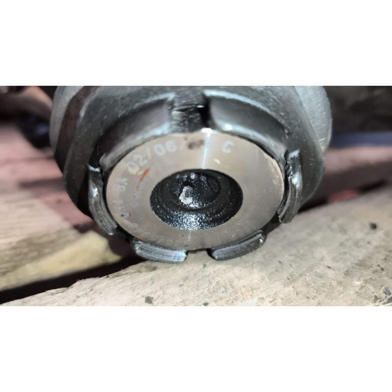 Recambio de mangueta delantera derecha para renault serie t 12.8 diesel referencia OEM IAM 7422045948 3