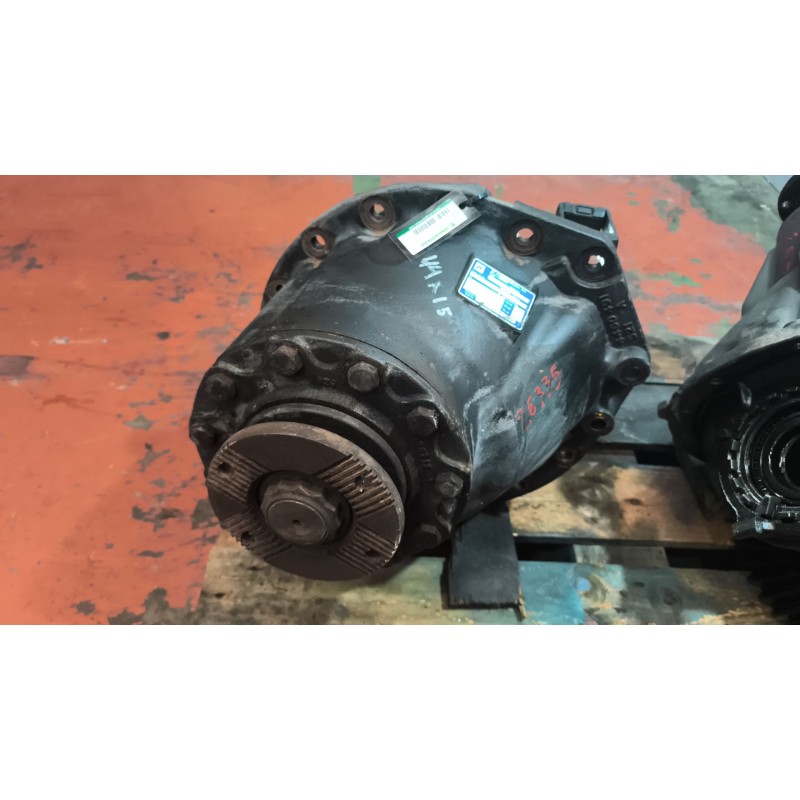 Recambio de grupo para irizar i6 435 referencia OEM IAM A132II 4474035643 RATIO:2.93/44X15