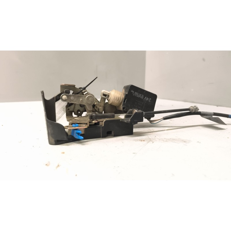 Recambio de cerradura puerta delantera derecha para renault midlum 7.2 diesel referencia OEM IAM   