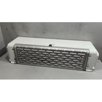 MOLDURA TRASERA CABINA 5010574321 500938738 5000938580