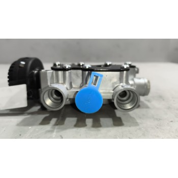 Recambio de valvula aire para volvo fh xxx 12.8 diesel referencia OEM IAM 4728800310 20514449 