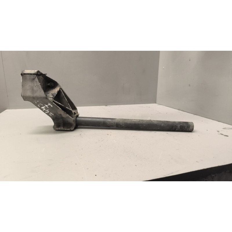 Recambio de soporte guardabarros trasero para daf serie xf105.xxx 12.9 diesel referencia OEM IAM   