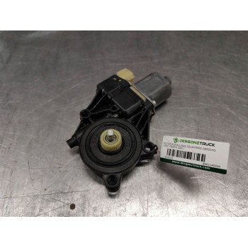 MOTOR ELEVALUNAS DELANTERO DERECHO 8A6114553A 