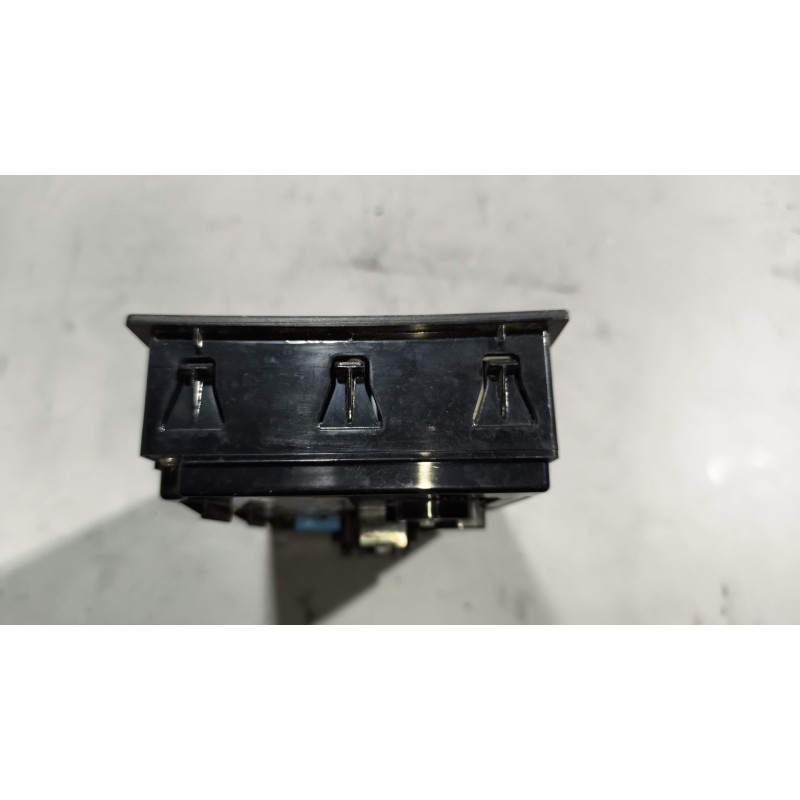 Recambio de mando calefaccion / aire acondicionado para scania serie p/g/r (c-clase) 12.7 diesel referencia OEM IAM 2259512 4