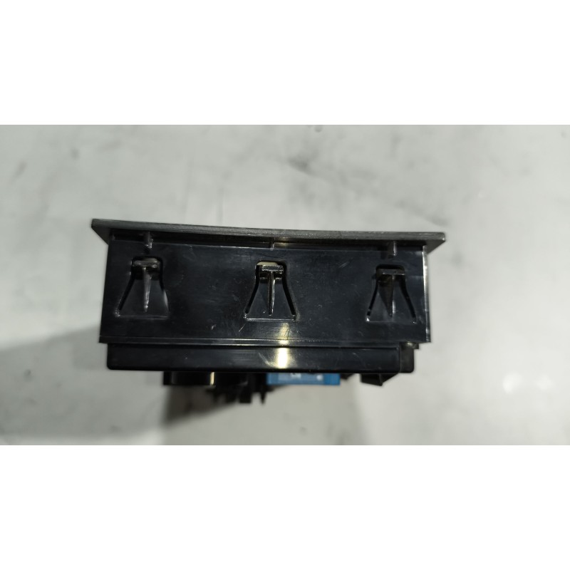 Recambio de mando calefaccion / aire acondicionado para scania serie p/g/r (c-clase) 12.7 diesel referencia OEM IAM 2259512 6