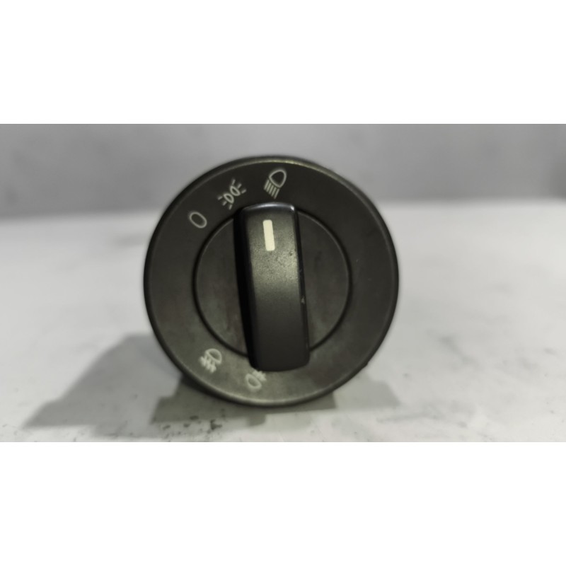 Recambio de mando luces para man tgx 18.xxx fg / 4x2 bl xl referencia OEM IAM 81255056877  