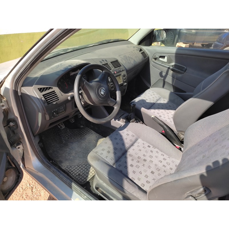 seat ibiza (6k1) del año 2000