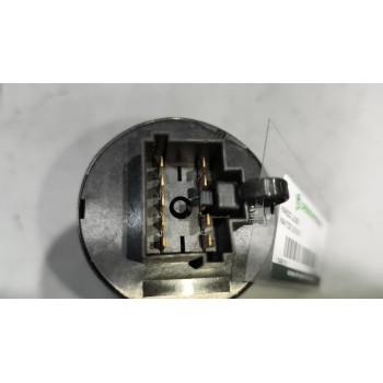 Recambio de mando luces para man tgx 18.xxx fg / 4x2 bl xl referencia OEM IAM 81255056877  