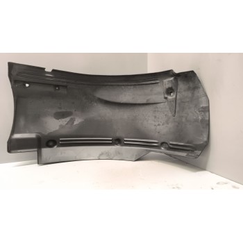 Recambio de guardabarros delantero derecho para volvo fm xxx 10.8 diesel referencia OEM IAM 8191781  