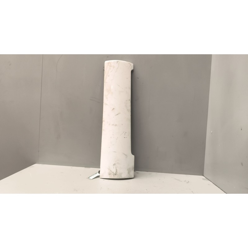 Recambio de deflector izquierdo para iveco eurotech cursor (mh) 7.8 diesel referencia OEM IAM 99437724  