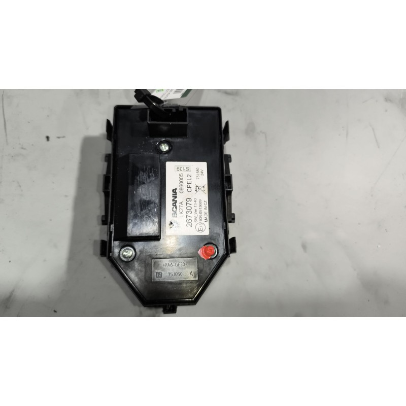 Recambio de mando luces para scania serie p/g/r (l-clase) 12.7 diesel referencia OEM IAM 2673079 2573276 2892709 2