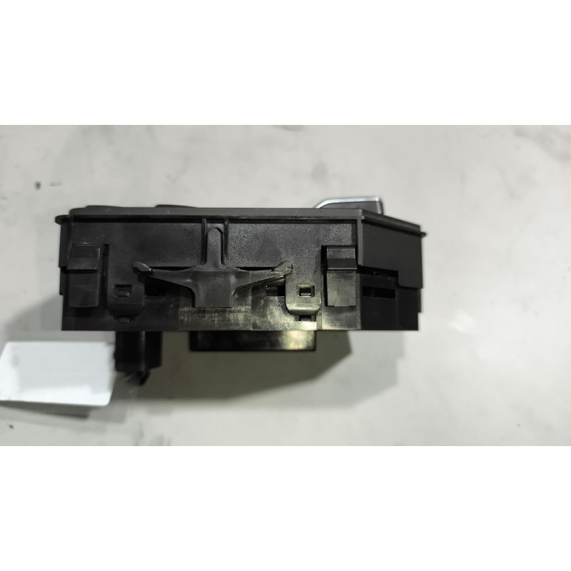Recambio de mando luces para scania serie p/g/r (l-clase) 12.7 diesel referencia OEM IAM 2673079 2573276 2892709 7