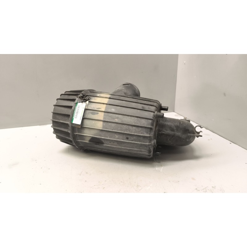 Recambio de filtro aire para iveco daily iii furgoneta 65 c 17 referencia OEM IAM 504079907  