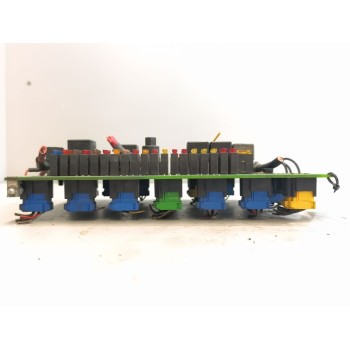 Recambio de caja reles / fusibles para scania k420 eb6x2 referencia OEM IAM 1759396 1759397 2029797