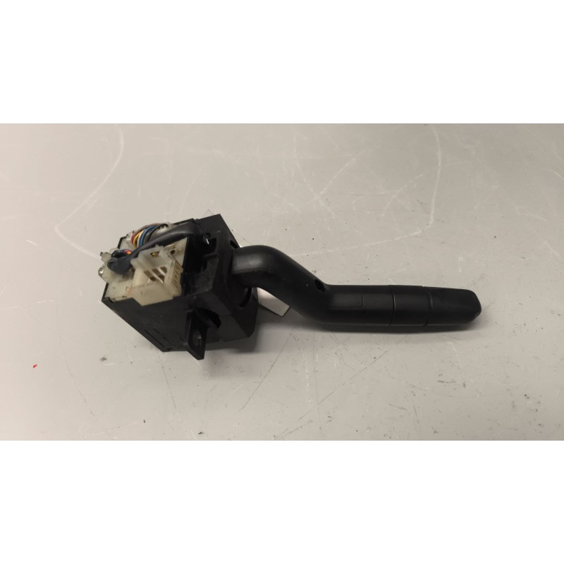 Recambio de mando limpia para scania k420 eb6x2 referencia OEM IAM 1542529  