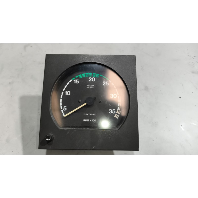 Recambio de cuadro instrumentos para iveco eurocargo referencia OEM IAM 98474450  