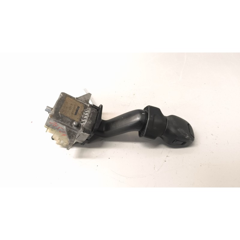 Recambio de mando cambio automatico para scania k420 eb6x2 referencia OEM IAM 1548289  