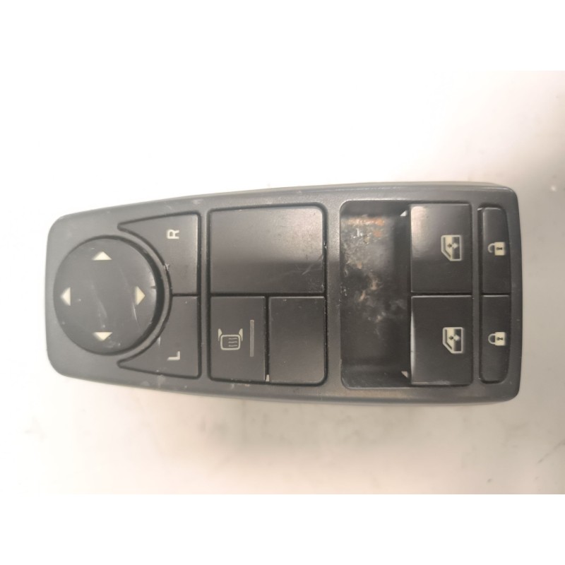 Recambio de mando elevalunas delantero izquierdo para man tgx 18.xxx fg / 4x2 bl xl referencia OEM IAM 81258067094  