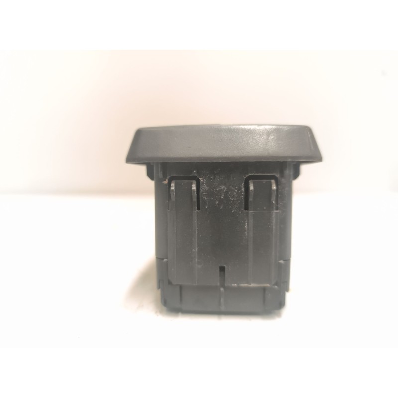 Recambio de mando elevalunas delantero izquierdo para man tgx 18.440 fg / 4x2 bl xl referencia OEM IAM 81258067094 - Blanco 4