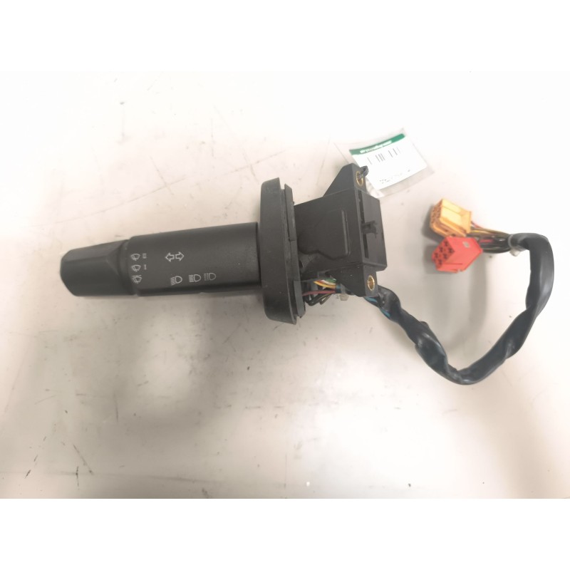 Recambio de mando intermitentes para man tgx 18.xxx fg / 4x2 bl xl referencia OEM IAM 81255090139  