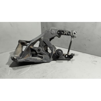 Recambio de soporte ballesta delantero para daf serie xf106 referencia OEM IAM 1849493 DERECHO 