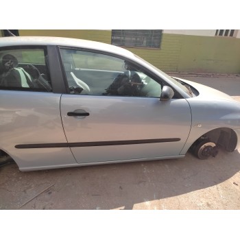 seat ibiza (6l1) del año 2002