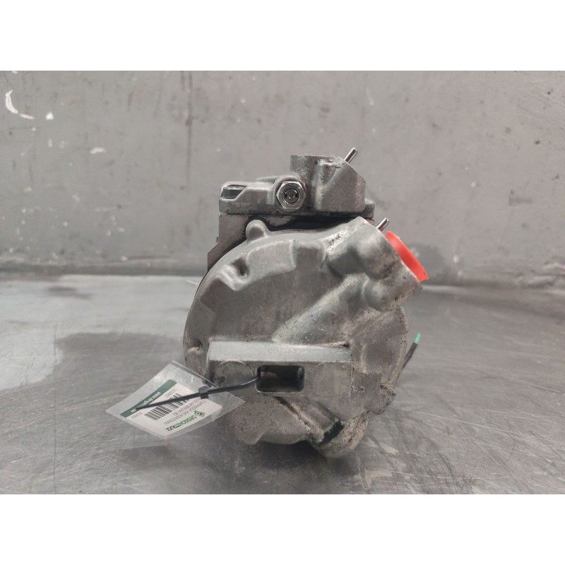 Recambio de compresor aire acondicionado para audi a4 berlina (b5) 1.9 tdi referencia OEM IAM 8D0260805J - Gris 2