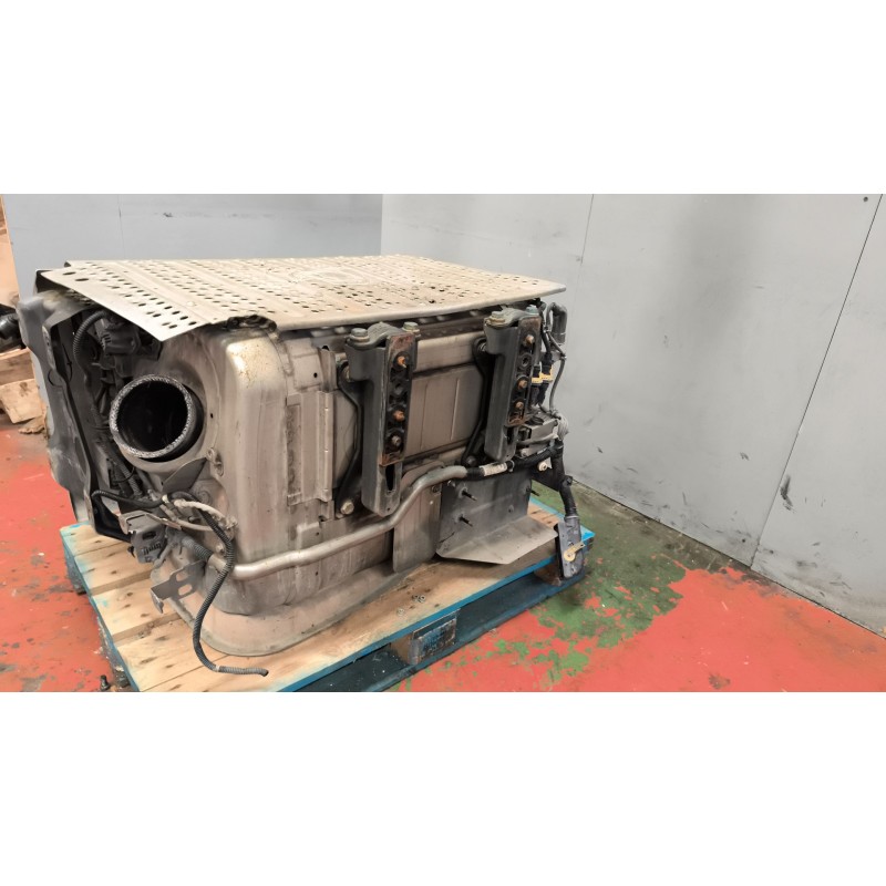 Recambio de catalizador para mercedes-benz actros bm 963.480 2-achser 1848 4x2 fahrgestell l bigspace referencia OEM IAM A007490 - Blanco 4