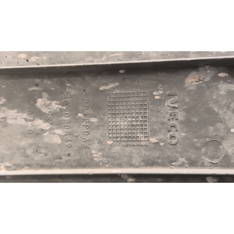 Recambio de guardabarros delantero izquierdo para iveco stralis (as) 12.9 diesel referencia OEM IAM 504003992 - Blanco 2