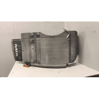 Recambio de guardabarros delantero derecho para iveco stralis (as) 12.9 diesel referencia OEM IAM 504003993  