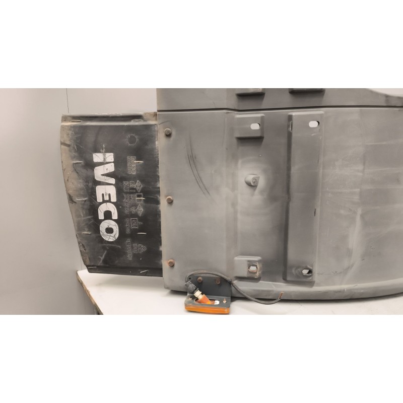 Recambio de guardabarros delantero derecho para iveco stralis (as) 12.9 diesel referencia OEM IAM 504003993 - Blanco 3