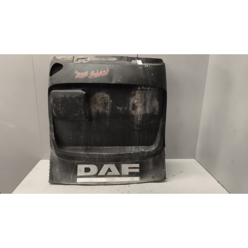 Recambio de guardabarros trasero derecho para daf serie xf105.xxx 12.9 diesel referencia OEM IAM   