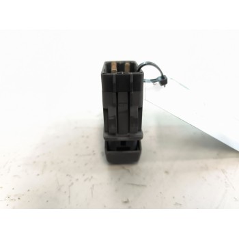 Recambio de interruptor para renault midlum fg xxx.10    e4 cabina doble referencia OEM IAM 5010589825  