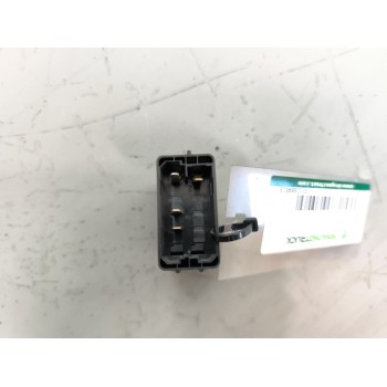 Recambio de interruptor para renault midlum fg xxx.10    e4 cabina doble referencia OEM IAM 5010589825  