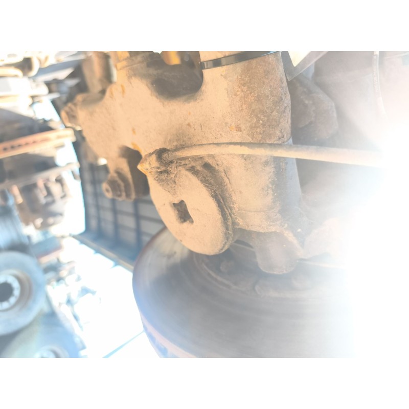 Recambio de mangueta trasera derecha para renault premium lander fg 4x2 corto referencia OEM IAM 7420556296 - Blanco 7