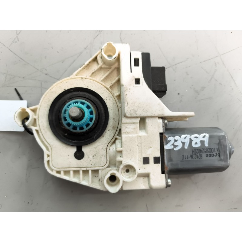 Recambio de motor elevalunas delantero derecho para scania serie p/g/r (c-clase) fsa r450 (4x2) largo cr 19 a referencia OEM IAM - Blanco 3