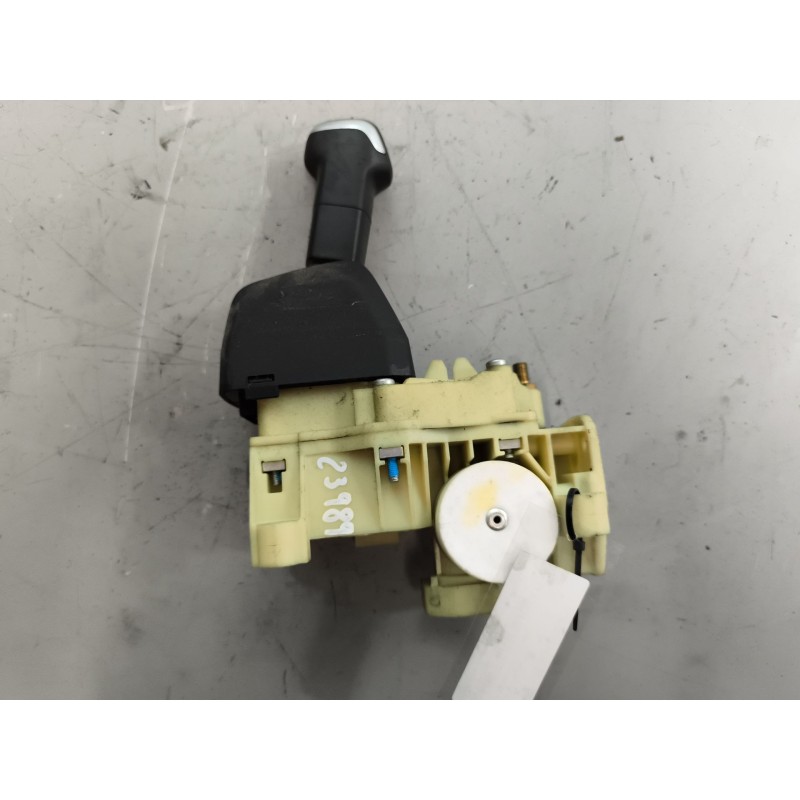 Recambio de palanca freno de mano para scania serie p/g/r (c-clase) fsa r450 (4x2) largo cr 19 a referencia OEM IAM 2301821 - Blanco 3