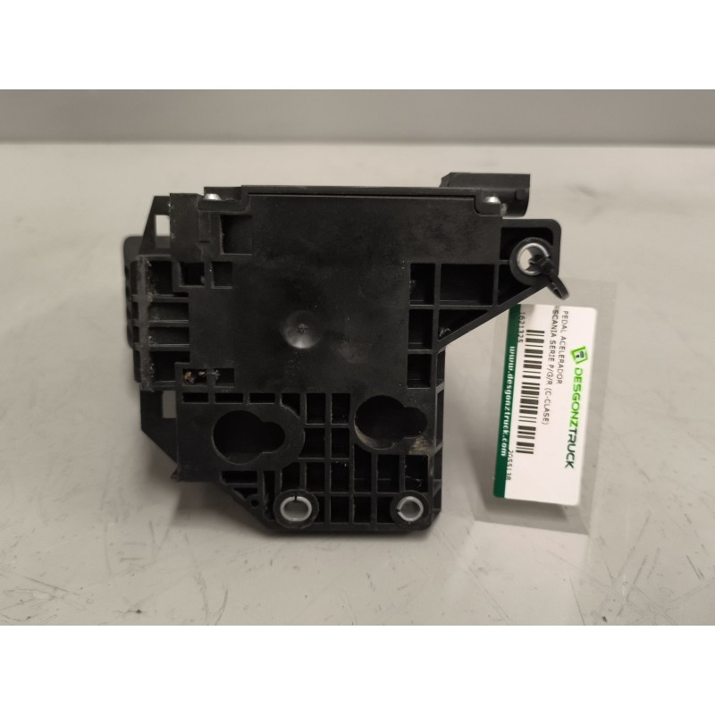 Recambio de pedal acelerador para scania serie p/g/r (c-clase) fsa r450 (4x2) largo cr 19 a referencia OEM IAM 2055138 - Blanco 4