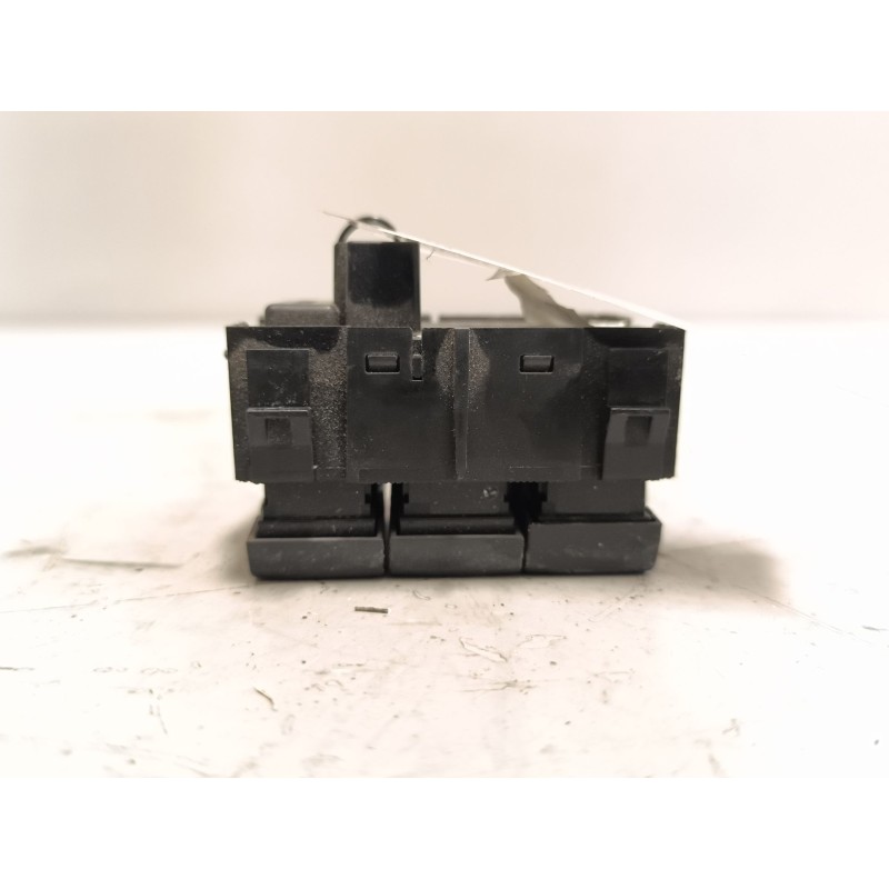 Recambio de interruptor para scania serie p/g/r (c-clase) fsa r450 (4x2) largo cr 19 a referencia OEM IAM 2557285 - Blanco 4