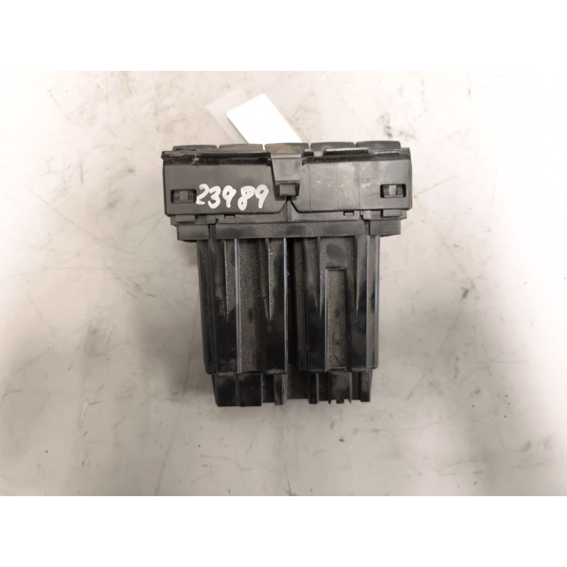 Recambio de mando multifuncion para scania serie p/g/r (c-clase) fsa r450 (4x2) largo cr 19 a referencia OEM IAM 2893961 - Blanco 4