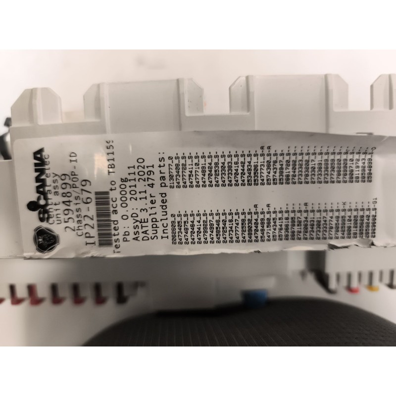Recambio de caja reles / fusibles para scania serie p/g/r (c-clase) fsa r450 (4x2) largo cr 19 a referencia OEM IAM 2594899 - Blanco 2