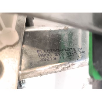Recambio de elevalunas delantero derecho para renault midlum 7.2 diesel referencia OEM IAM 7484561621  
