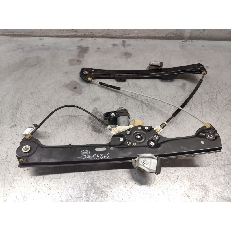 Recambio de elevalunas delantero izquierdo para bmw serie 5 berlina (e60) 520d referencia OEM IAM 6981141997749100  