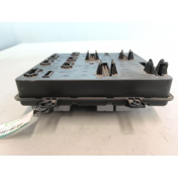 Recambio de caja reles / fusibles para daf serie lf45.xxx desde 06 referencia OEM IAM 5010516886  