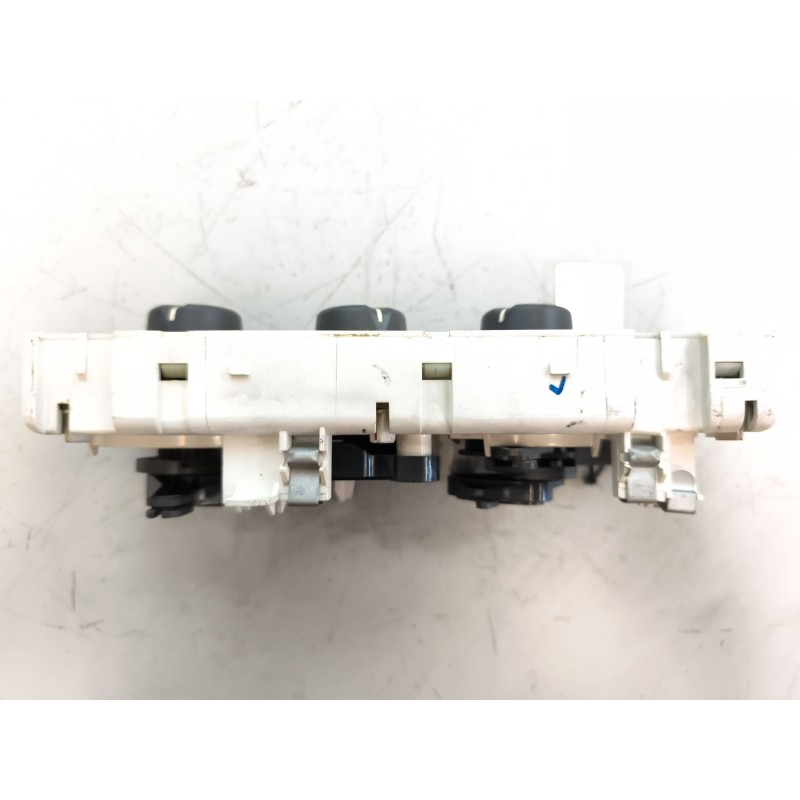 Recambio de cuadro instrumentos para daf serie lf45 desde 06 referencia OEM IAM 1699390 7420916022 - Blanco 7