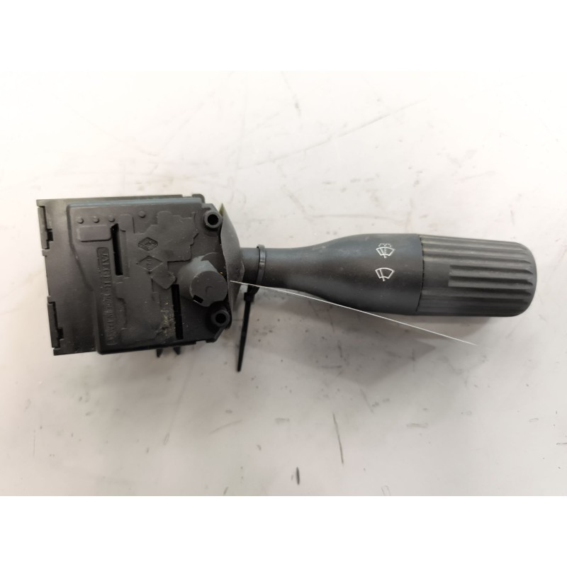 Recambio de mando limpia para daf serie lf45.xxx desde 06 referencia OEM IAM 5001834435  