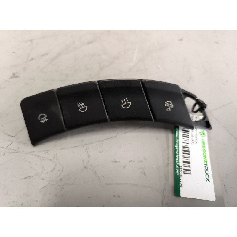 Recambio de boton antiniebla para iveco stralis (as) 12.9 diesel referencia OEM IAM 5801307776  