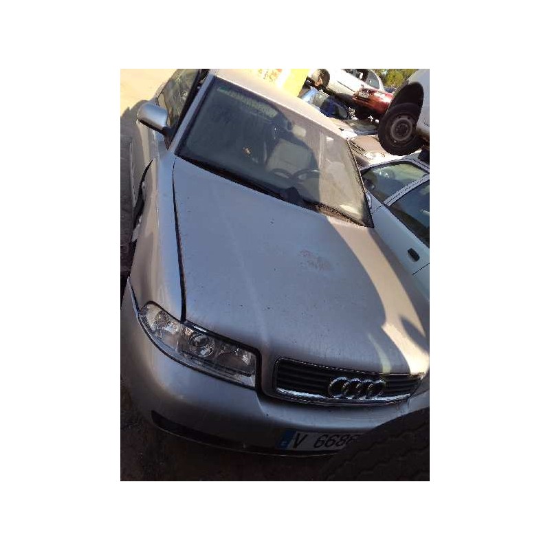 AUDI A4 BERLINA (B5)