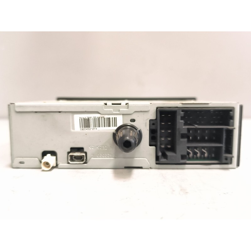 Recambio de sistema audio / radio cd para renault serie t 12.8 diesel referencia OEM IAM 7422587278 - Blanco 7